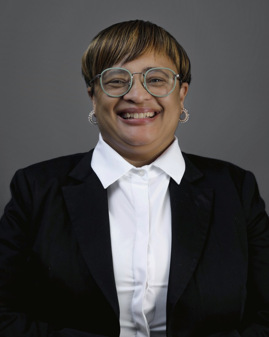 Azelle Mouton